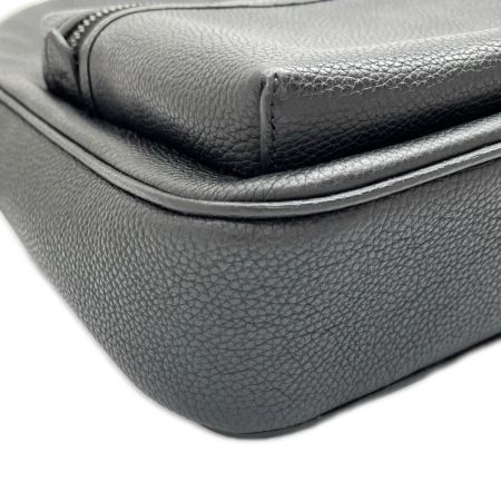  COACH コーチ メッセンジャーバッグ ボディバッグ ショルダーバッグ 斜めがけ レザー ブラック  CP162 ブラック