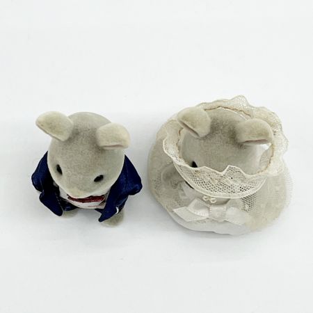   シルバニアファミリー ウェディング ウサギ 2体 おもちゃ 人形 子供用品