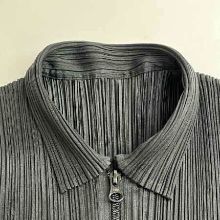  ISSEY MIYAKE イッセイミヤケ PLEATS PLEASE プリーツプリーズ ベスト プリーツ加工 ジップアップ 襟付 サイズ3 pp01-je384 ブラック