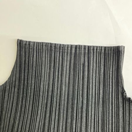  ISSEY MIYAKE イッセイミヤケ 半袖カットソー PLEATSPLEASE プリーツプリーズ サイズ3 ミセス pp04-jk603 ブラック