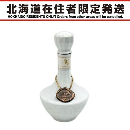 【北海道内限定発送】 NIKKA WHISKY ニッカウイスキー ジャパニーズ 鶴 白陶器ボトル 760ml 43% 未開栓