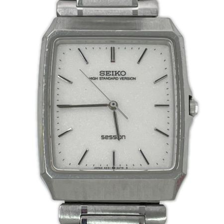  SEIKO セイコー 腕時計 クオーツ ステンレススチール ホワイト 本体のみ R8.8月電池交換済 5E31-5A70