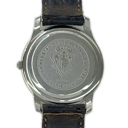  GUCCI グッチ 腕時計 クオーツ デイト ローマ数字 ホワイト文字盤 本体のみ レザー シルバー ベルト劣化 R8.8電池交換済 5500M