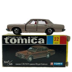 ◆◆ トミカ 黒箱トミカ No.32 トヨタ クラウン2600 ロイヤルサルーン 1/65スケール 日本製 Bランク