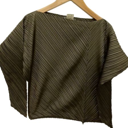 ISSEY MIYAKE イッセイミヤケ 変形カットソー JG12170 カーキ