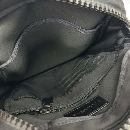 EMPORIO ARMANI エンポリオアルマーニ ショルダーバッグ メッシュ 毛玉有 ブラック
