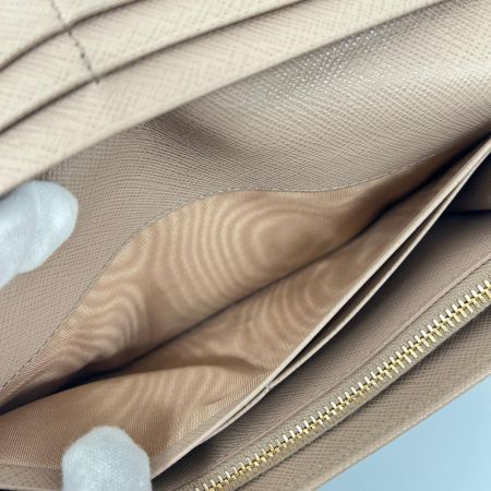 PRADA プラダ 長財布 ダメージ有り ベージュ