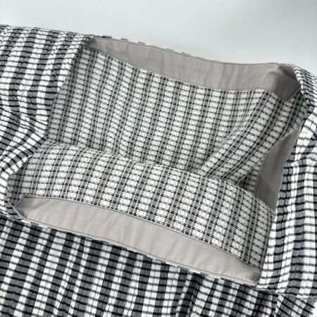 ISSEY MIYAKE me イッセイミヤケ ワンピース スレ有 ベルト付 オールシーズン レディース ミセス  M101FH571 ホワイト×グレー