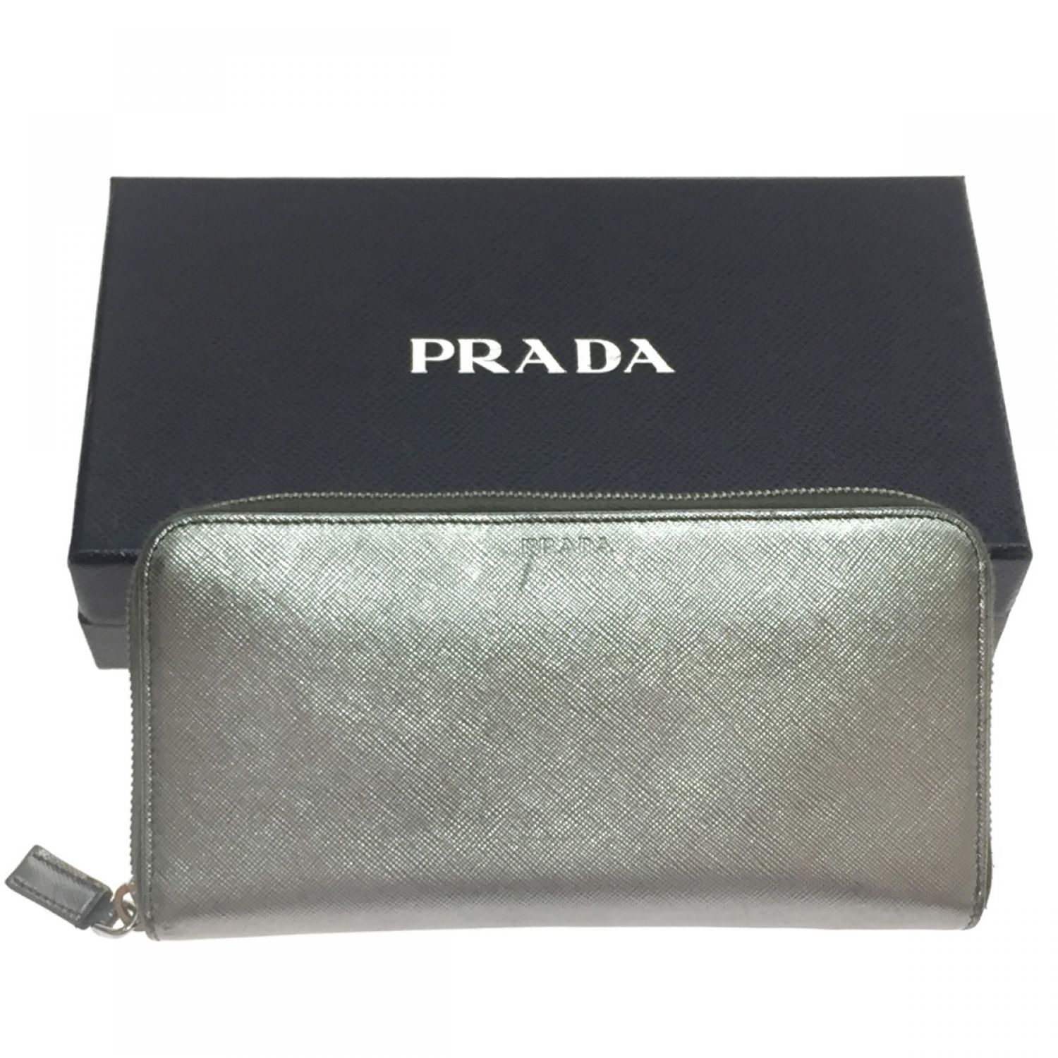 中古】 PRADA プラダ ラウンドジップ長財布 シルバー Bランク｜総合