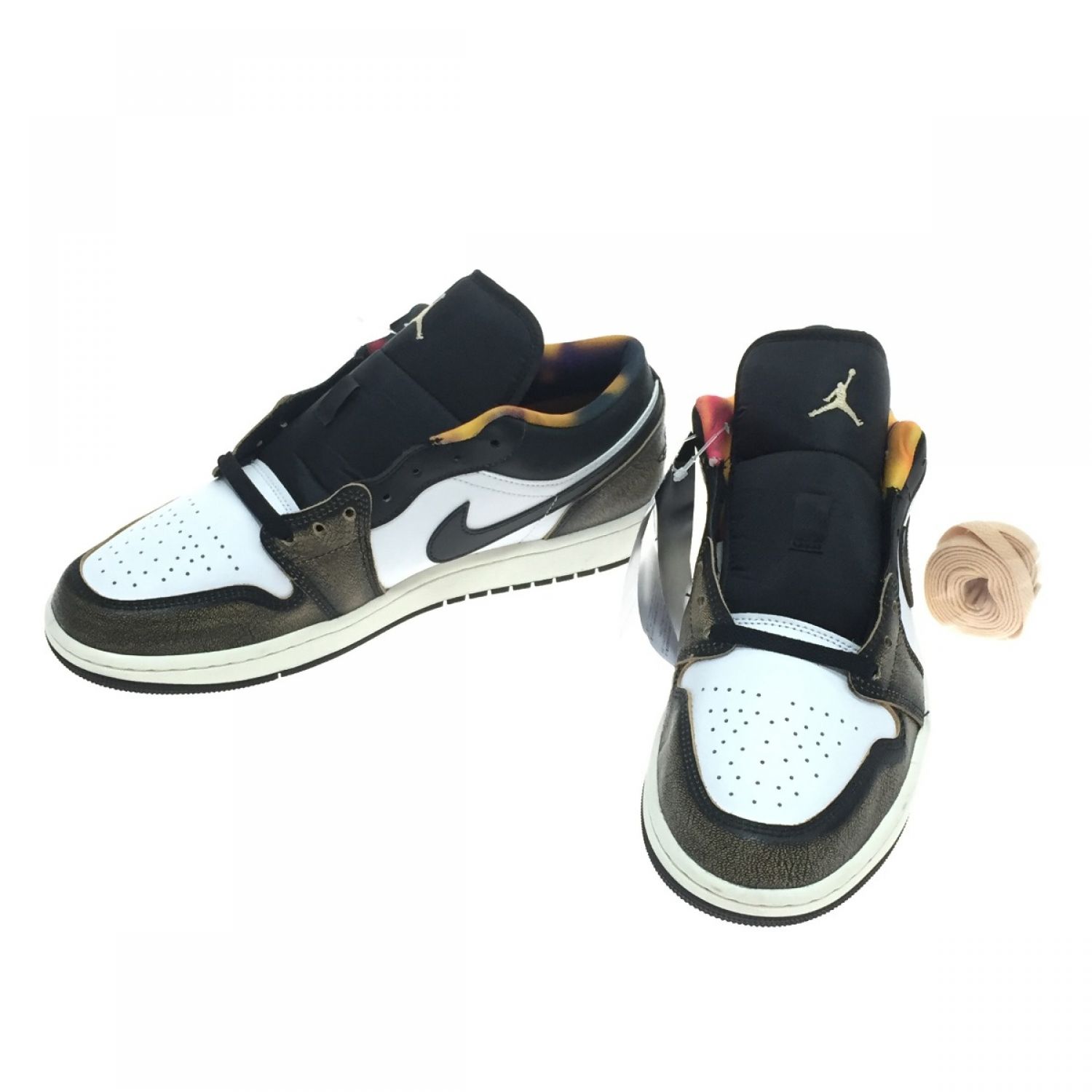 中古】 NIKE ナイキ AIR JORDAN 1 LOW SE DQ8422-001 ブラック Sランク