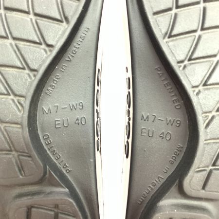  OOFOS ウーファス OORIGINAL リカバリーサンダル 26cm ユニセックス M7-W9 ブラック