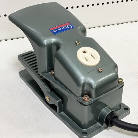 ЗЗ Ogura 100V パンチャー用フットスイッチ 9001080 グリーン