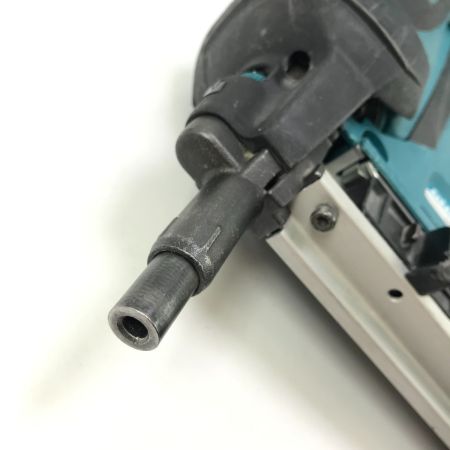  MAKITA マキタ 釘打ち機 通電確認のみ GN420C グリーン