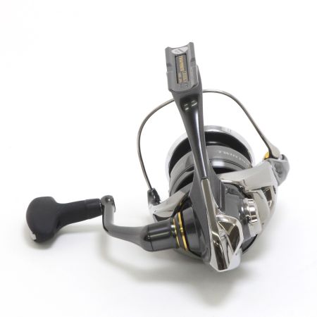  SHIMANO シマノ 24TWIN POWER C3000XG スピニングリール