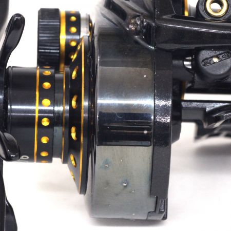  Abu Garcia アブガルシア REVO BLACK 9 ベイトリール