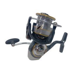 DAIWA ダイワ スピニングリール　DAIWA LUVIAS LT4000 程度B LUVIAS LT4000 Bランク