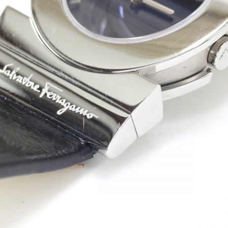  Ferragamo フェラガモ レディース クォーツ腕時計 F56