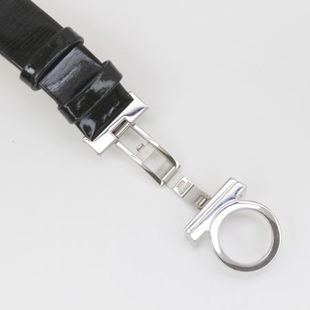  Ferragamo フェラガモ レディース クォーツ腕時計 F56