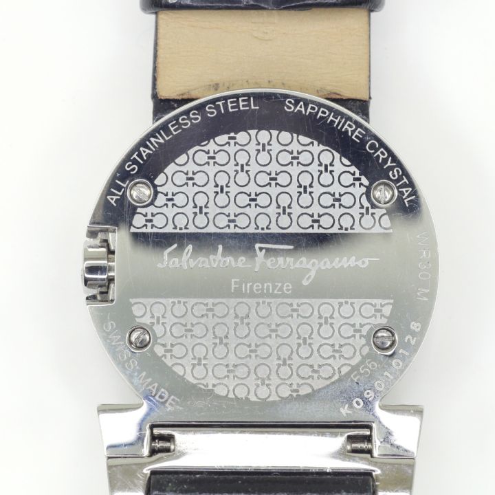 Ferragamo フェラガモ レディース クォーツ腕時計 F56 Ferragamo フェラガモ レディース クォーツ腕時計 F56 - 中古腕時計