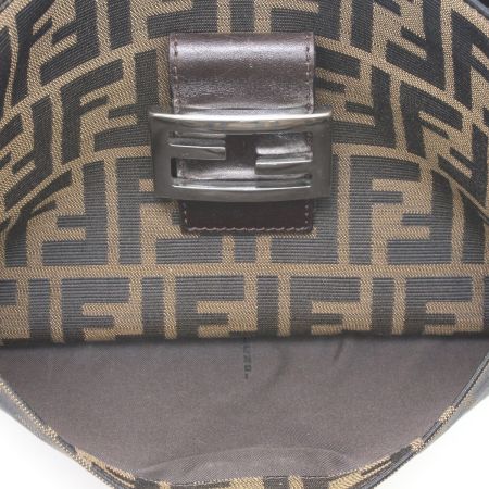  FENDI フェンディ セミショルダーバッグ ズッカ ブラウン