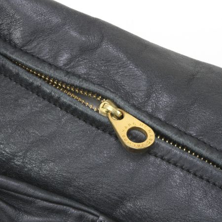  MARC BY MARC JACOBS マークバイマークジェイコブス セミショルダーバッグ ブラック