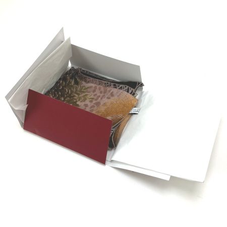  Ferragamo フェラガモ ヒョウ柄＆木 スカーフ シルク100% ブラウン