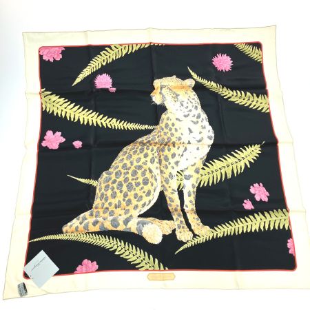  Salvatore Ferragamo サルヴァトーレフェラガモ ヒョウ柄 スカーフ シルク100%