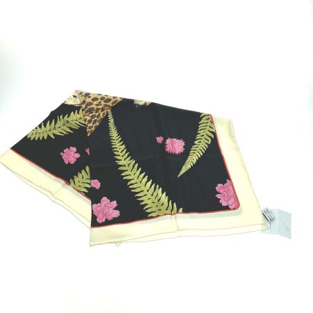  Salvatore Ferragamo サルヴァトーレフェラガモ ヒョウ柄 スカーフ シルク100%