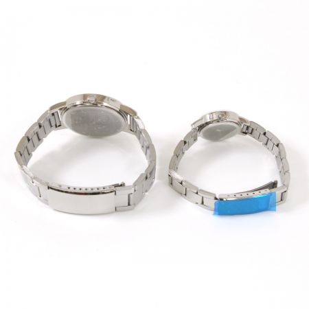   MARVEL USJ スパイダーマン ペアウォッチ