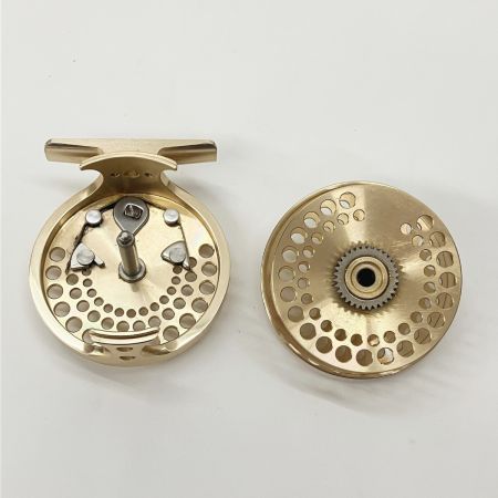  イナガキ フライリール FLY TROUT1