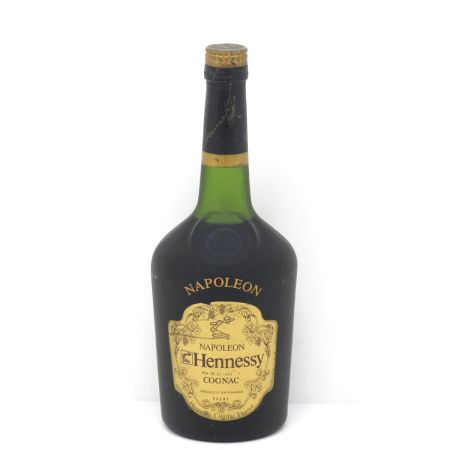  Hennessy ヘネシー ナポレオン コニャック 700mL 40度 目減り有り エンブレム欠品 未開栓