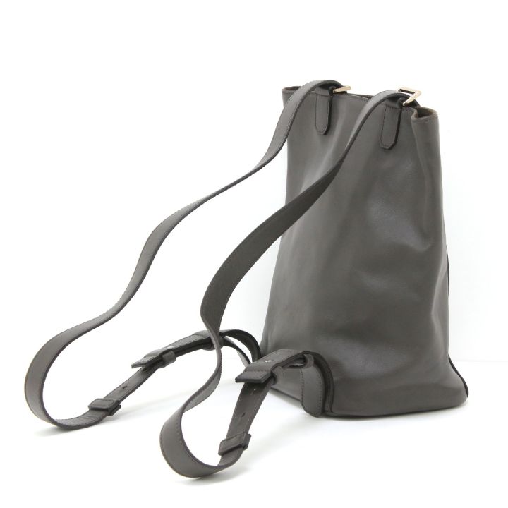 HIROFU グレー バッグ　限定品 HIROFU ヒロフ リュック グレー - 中古バッグ・財布小物 - なんでも