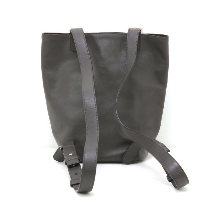 HIROFU ヒロフ リュック グレー - 中古バッグ・財布小物 - なんでも