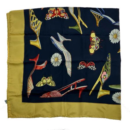  Salvatore Ferragamo サルヴァトーレフェラガモ ハイヒール柄　スカーフ ネイビー