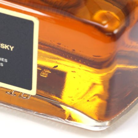 【北海道内限定発送】 SUNTORY サントリー  ウイスキー特級 リザーブ ハープ型ボトル 600ml 43度 未開栓