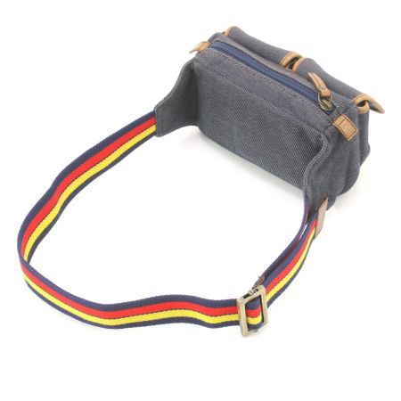  FENDI フェンディ ウエストバッグ 7VA149 ネイビー