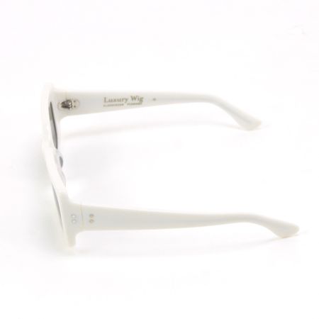  RAEN サングラス