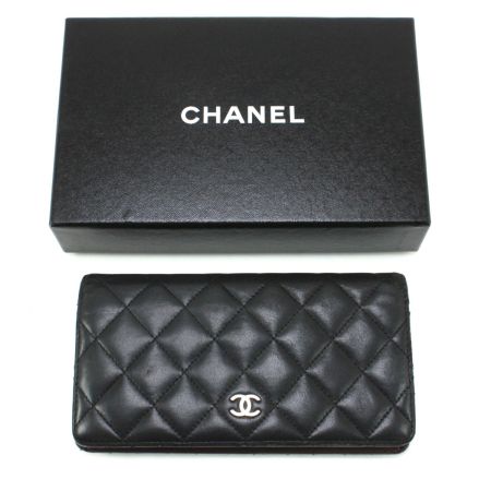  CHANEL シャネル ココマークマトラッセ 2つ折り長財布 ブラック