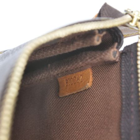  LOUIS VUITTON ルイヴィトン モノグラム アクセサリーポーチ M51980