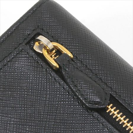  PRADA プラダ サフィアーノ 2つ折り長財布 ブラック