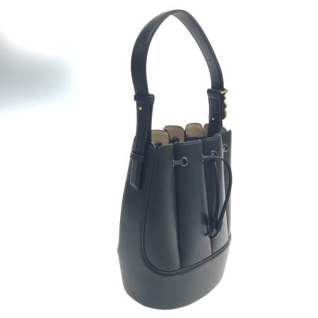  Daniel Wellington ダニエル・ウェリントン セミショルダーバッグ ポーチ付 合成皮革 ブラック