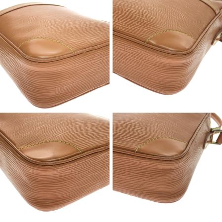  LOUIS VUITTON ルイヴィトン ショルダーバッグ エピ ダヌーブ 布袋付　 M11910 ブラウン