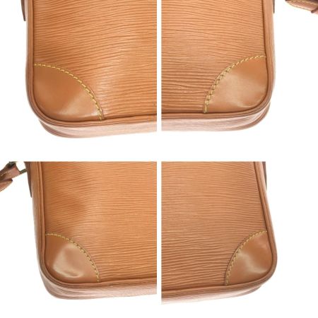  LOUIS VUITTON ルイヴィトン ショルダーバッグ エピ ダヌーブ 布袋付　 M11910 ブラウン