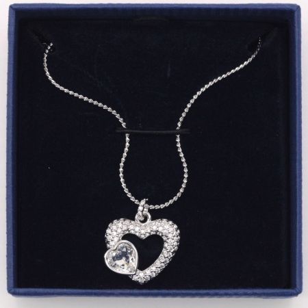  SWAROVSKI スワロフスキー Emotion ペンダント 38-43cm 843865