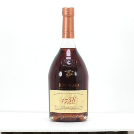  REMY MARTIN レミーマルタン コニャック 1738 ACCORD ROYAL アコードロイヤル 700ml 40度 ギフトBOX付 未開栓