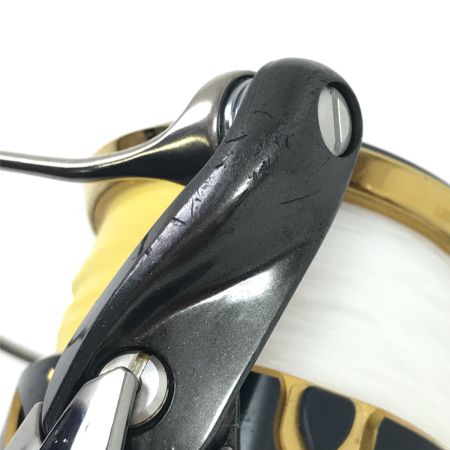  SHIMANO シマノ スピニングリール ツインパワー C3000-D キズ有 04140