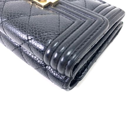  CHANEL シャネル ボーイシャネル スモール フラップ ウォレット コンパクト 三つ折り財布 キャビアスキン 