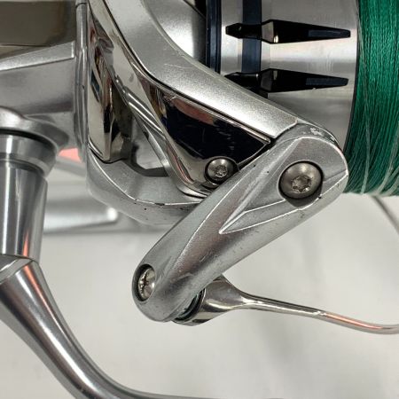  SHIMANO シマノ 釣り用品 リール スピニングリール キズ有 19ストラディック C5000XG 04025
