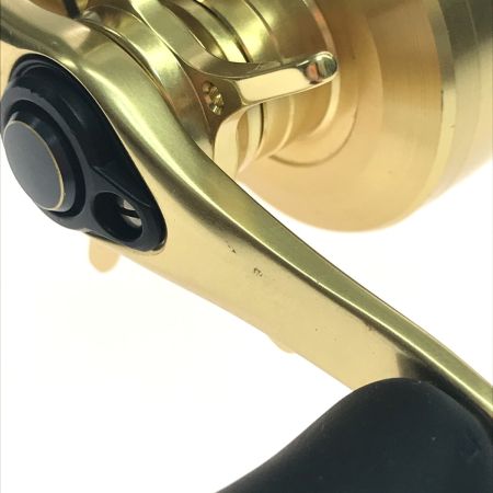  SHIMANO シマノ ベイトリール 21カルカッタコンクエスト 101HG 04237