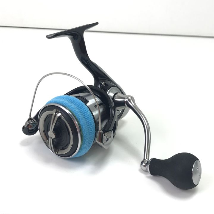 DAIWA スピニングリール 青/黒 DAIWA ダイワ スピニングリール 23レグザ LT 4000-C 3228728 - 中古